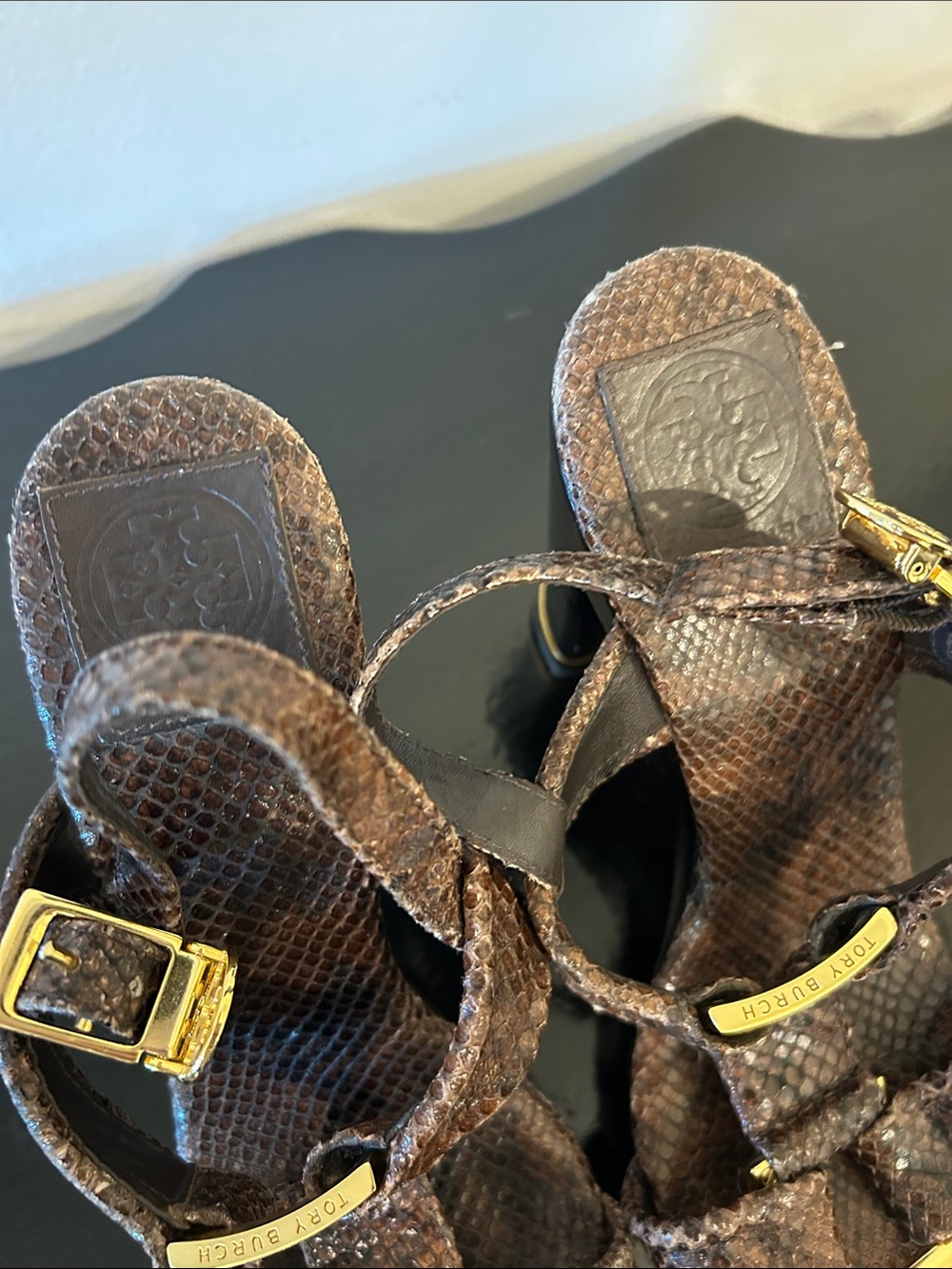 Tory Burch “Karmen” Snakeprint Sandals with Gold Hardware Size 8 - Picture 2 of 13